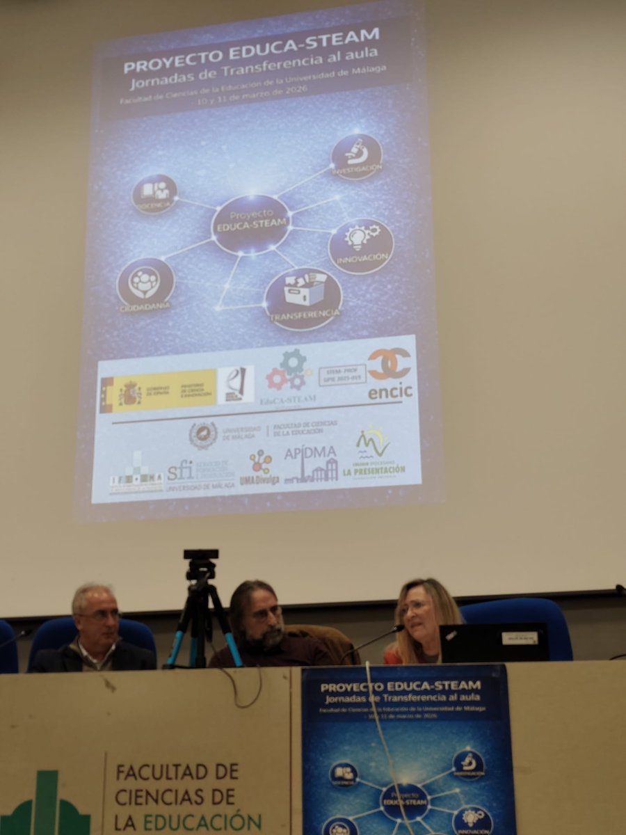 Apidma's tweet photo. 🧪Hoy han comenzado las jornadas del Proyecto Educa-STEAM en @Educacion_UMA en las que participa nuestra Asociación. https://t.co/duptL50P90