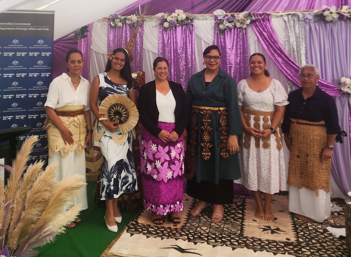 Very happy to have celebrated International Women's Day with Australia's Deputy High Commissioner Alison Gow and this excellent panel of women 💜 Ana Tuionuku, Sesilia Poulivaati (House of Maria), Amelia Kami, Dr. 'Ungatea Kata and many more incredible women 🇹🇴