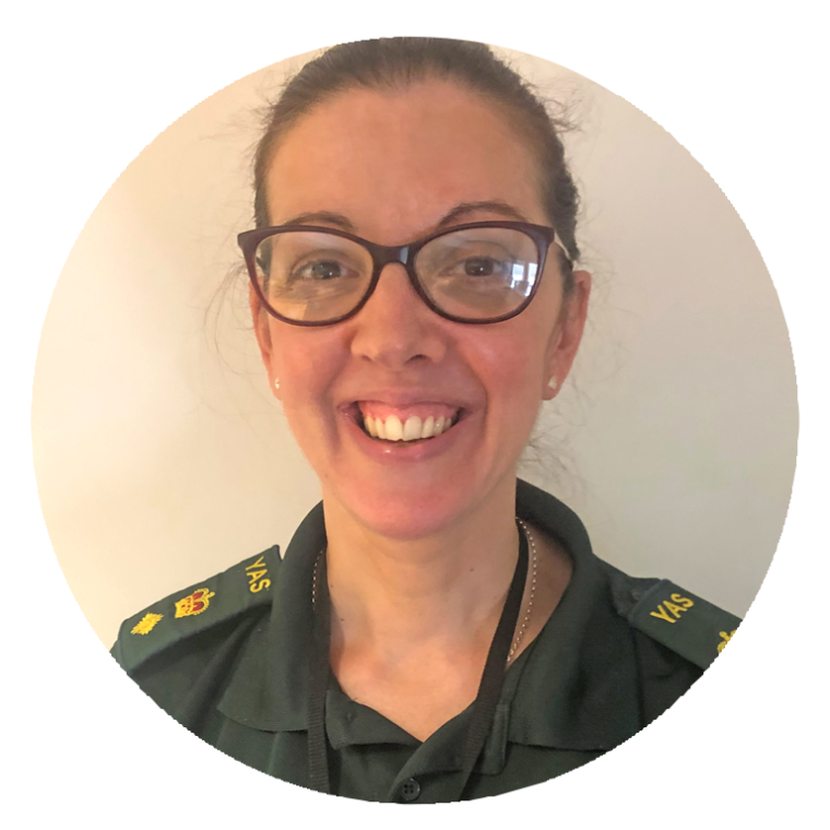 AACE_org's tweet photo. Our award for Exceptional team goes to the #NHS #Pathways Team at @YorksAmbulance, which has delivered one of #TeamYAS’s largest and most complex transformation projects by successfully moving 999 call #triage to NHS Pathways.

It is collected by Claire Lindsay &amp; Rob Connell. 💚 https://t.co/qhWfOOa7SD