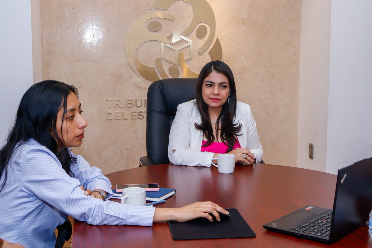 teechiapas's tweet image. La Magistrada presidenta Magali Anabel Arellano Córdova se reunió con Flor Denisse Pérez Chávez, Vocal Ejecutiva del @INE_Chiapas, para fortalecer acciones de prevención de la #VPRG contra las mujeres y promover educación cívica y participación juvenil desde el #TEECH