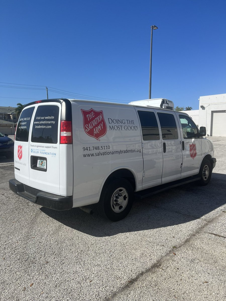 Our unsold bread never goes to waste. We donate our extra bread to the The Salvation Army and other local organizations so it can reach people in need in our community. It is our way of giving back and making sure good food helps those who need it most.
#communitysupport