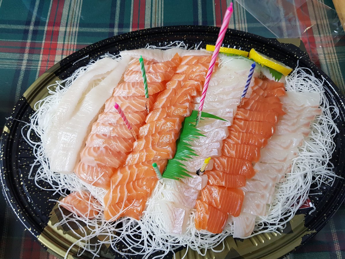 페초다요 tweet media