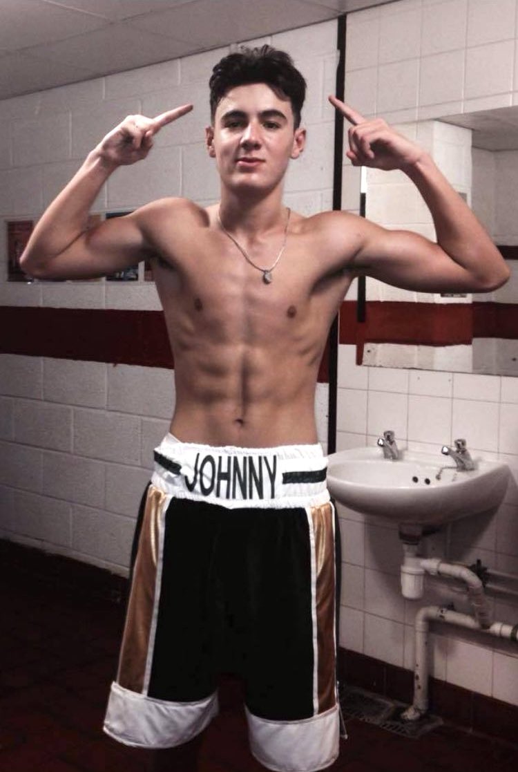 AlphasRuleOk! tweet media