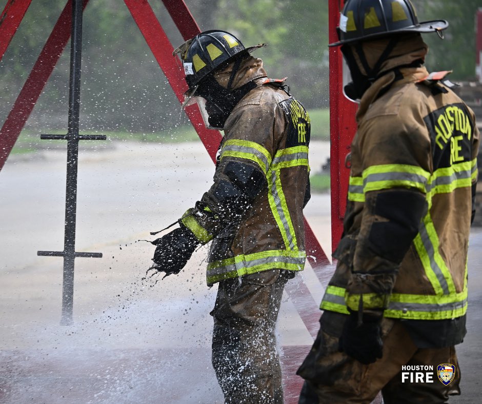 Houston Fire Dept tweet media