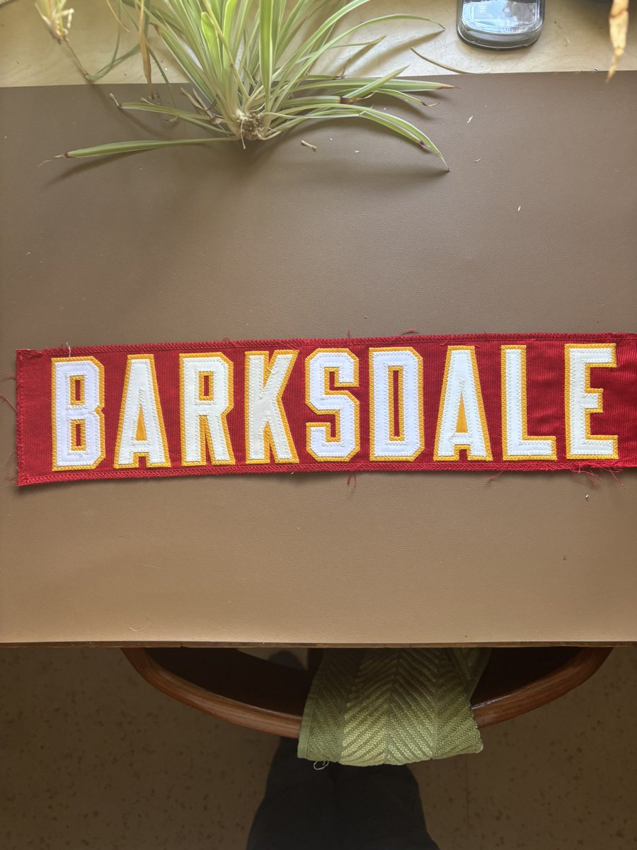 Please help me complete a project. Looking for 2 of 2007 Leaf cards for Rashad Barksdale to put on either end of a name plate of his. Want to frame it all and put it up in my Man Cave. DM with details. Thank you.