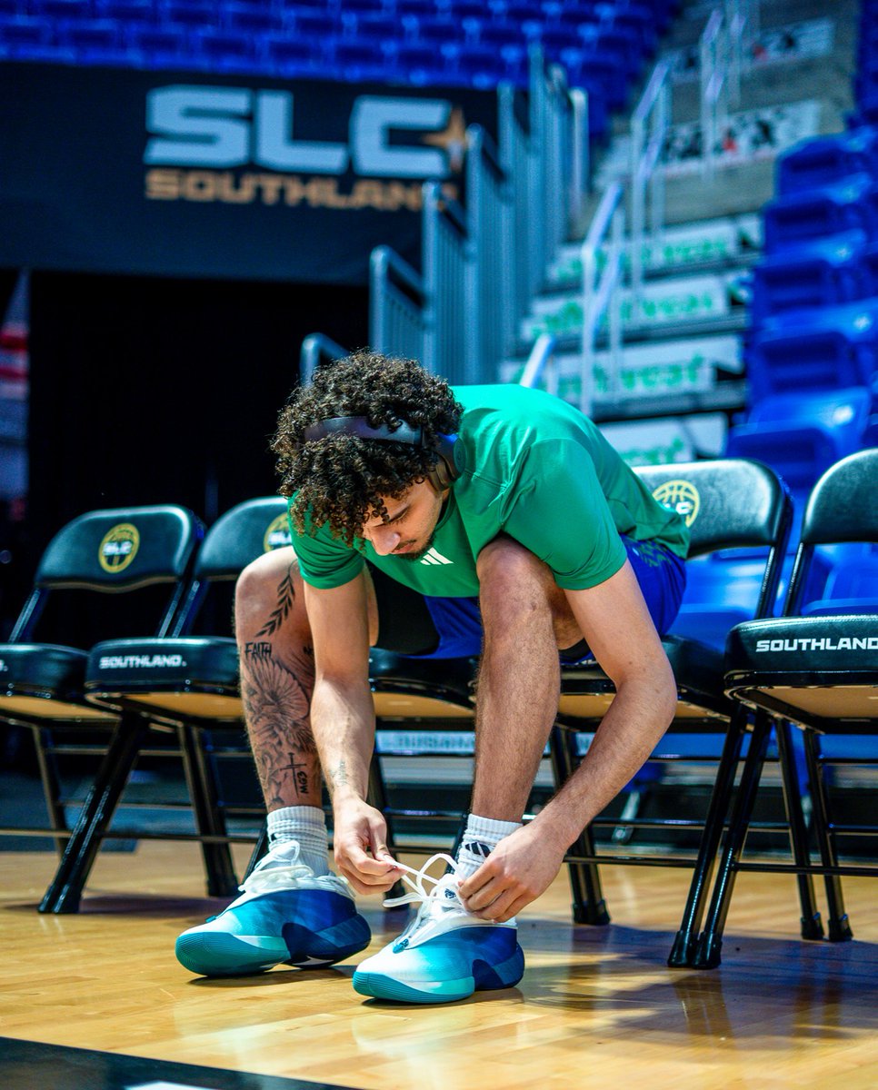 Islanders Men’s Basketball tweet media