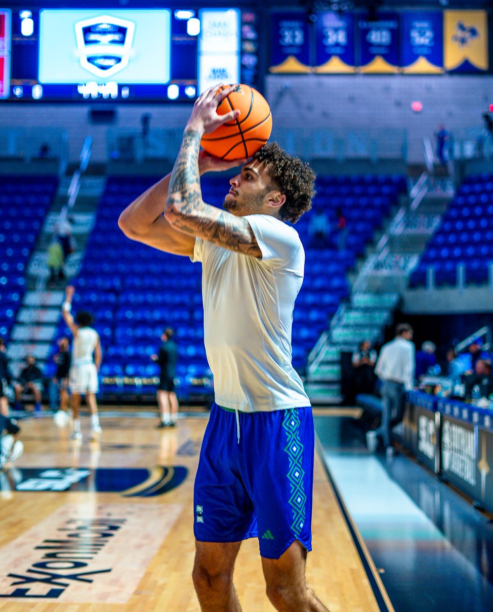 Islanders Men’s Basketball tweet media