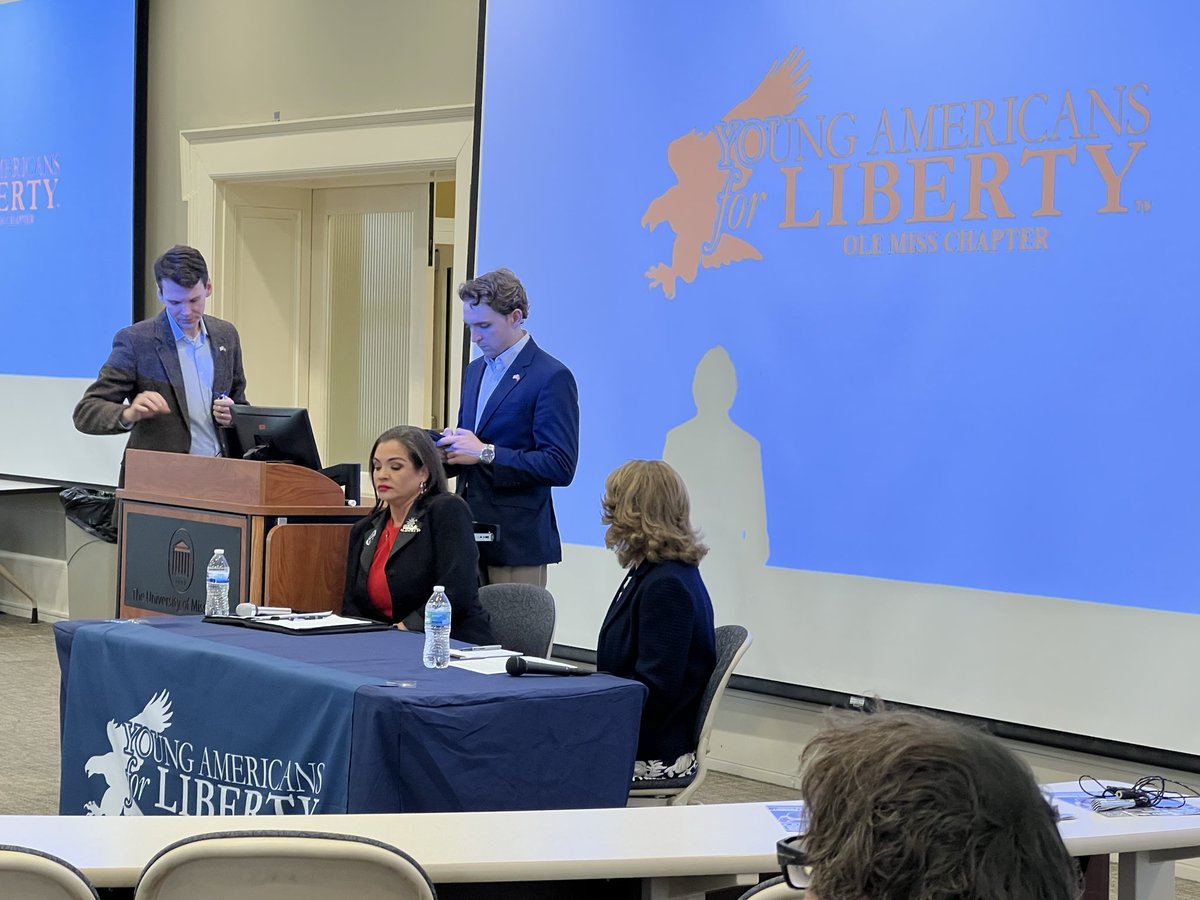 At the debate in Oxford tonight.
Opposition: everything is great if kids only attend public schools and kids in private schools are at a learning loss (interpretation is less educated) than kids in private schools. #MSleg for your kids in private schools do you feel they are less