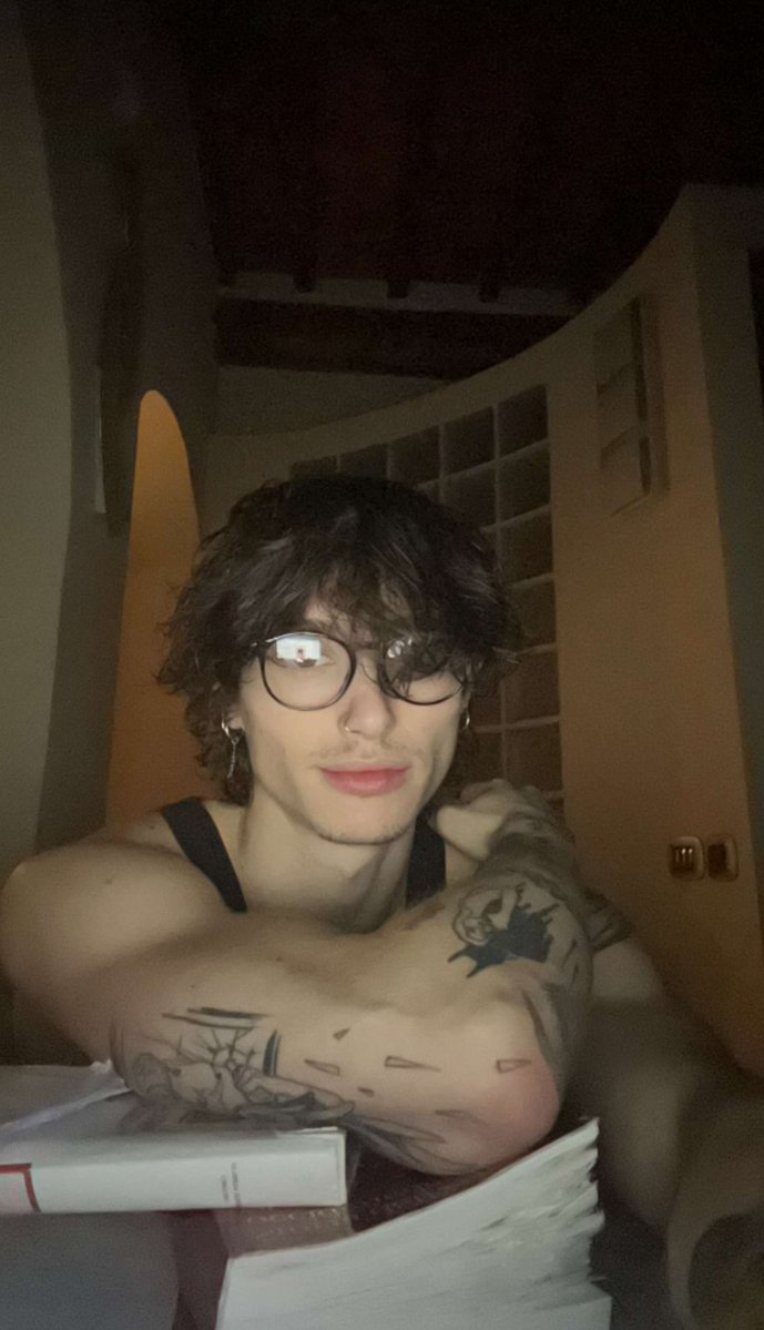 ๐๐๐ญ๐ญ๐ก๐๐ฐ ๐๐ก๐จ๐ซ๐ง๐ญ๐จ๐ง tweet media