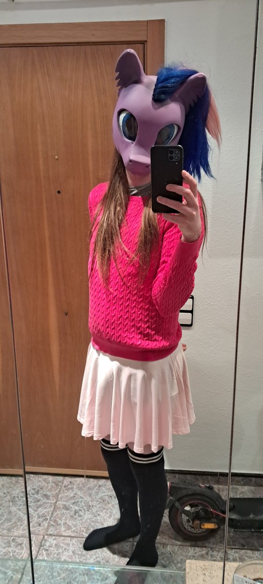 Prof.Unicorn tweet media