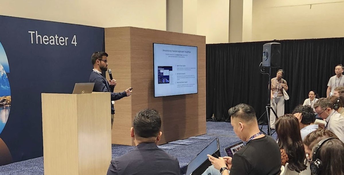 ThoughtSpot tweet media