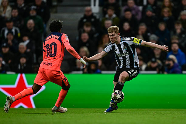 مجنون نيوكاسل tweet media