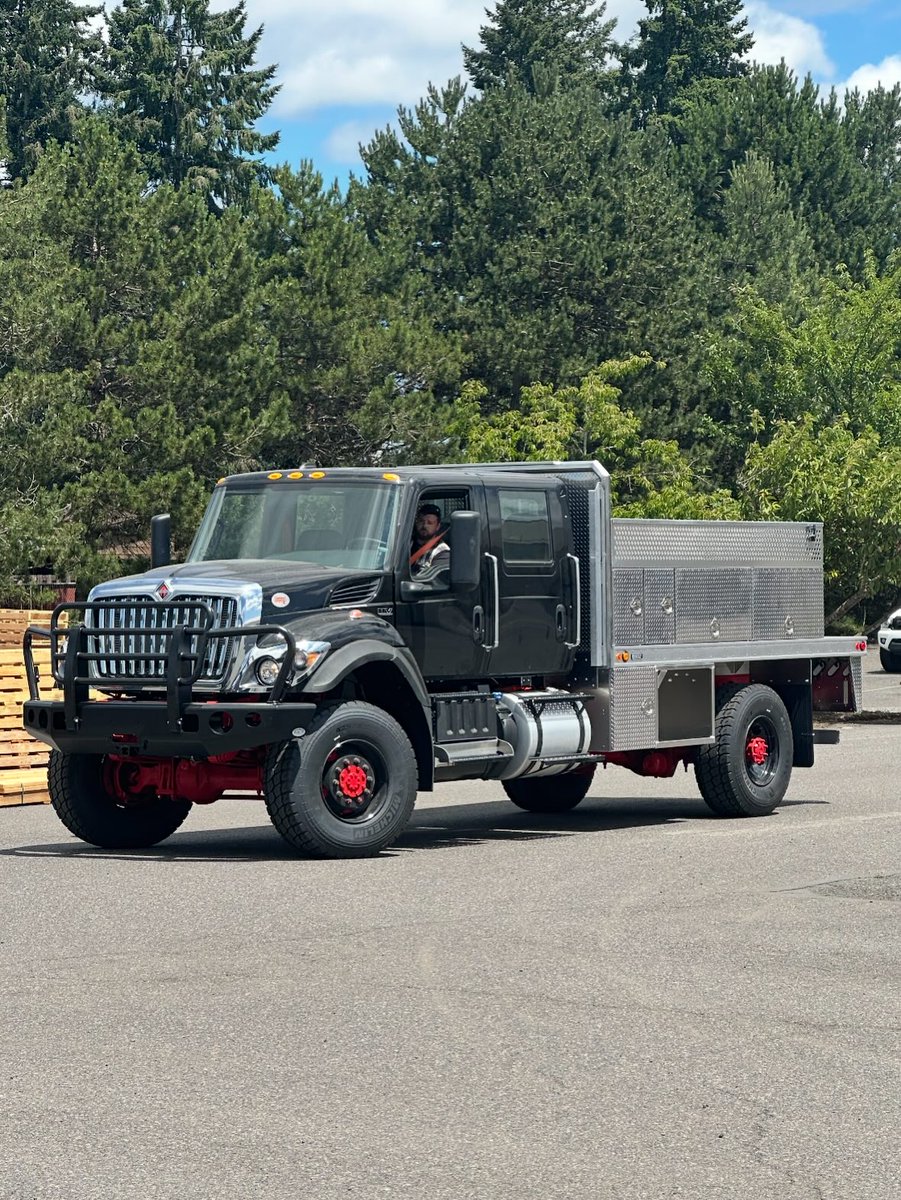 Protech1980's tweet photo. 2025 HV International Quad Cab 4x4 with integrated 96x168 custom brush fire body, designed for Global Wildfire deployment.
Call us today about your unique custom projects!
#customprojects #trucks https://t.co/tv6pGM4iaj