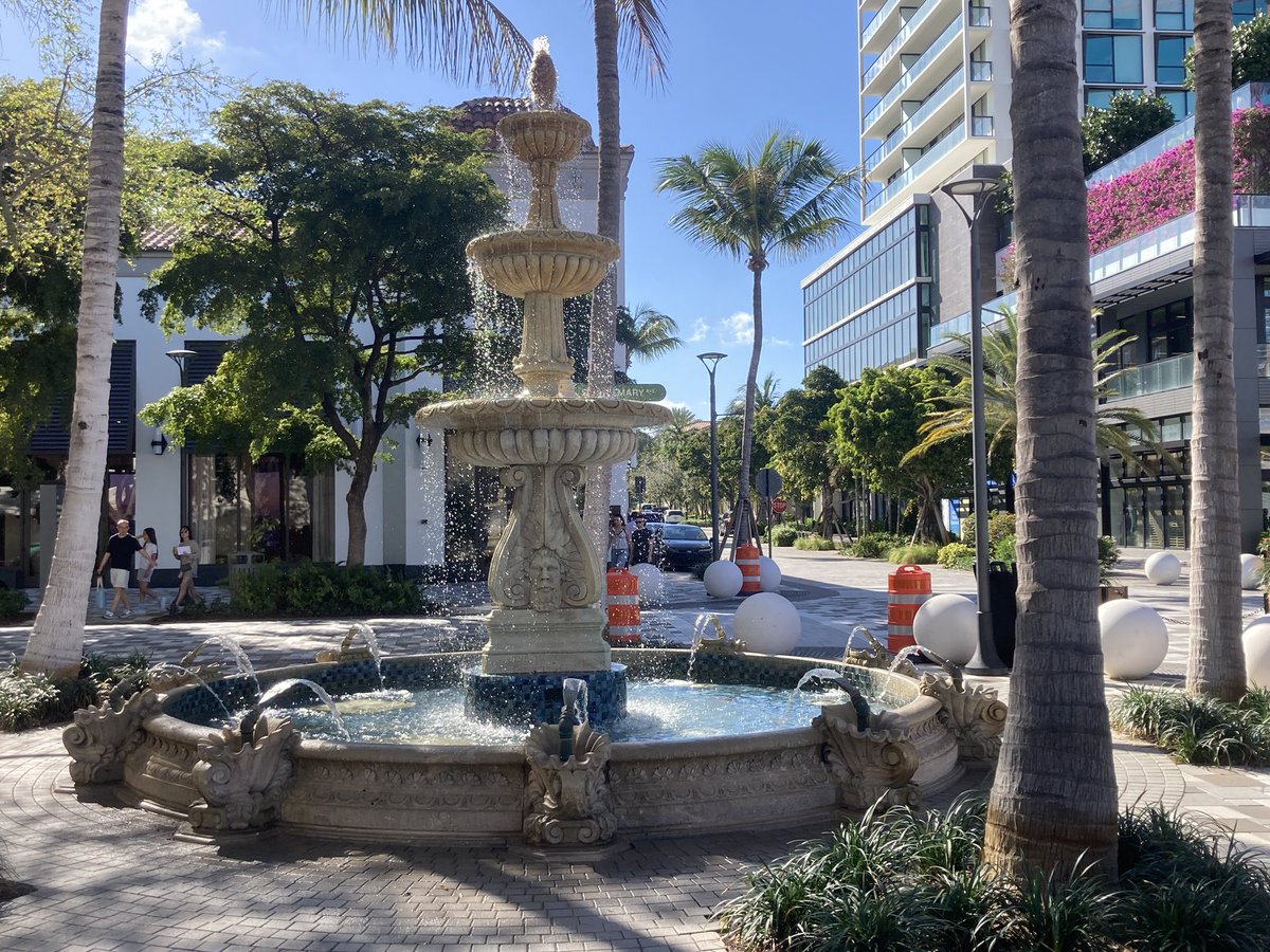 Time to go home! I spent like 5 hours walking around Downtown WPB, Palm Beach Island and the beach! I am tired and exhausted. Time to take the train back home!