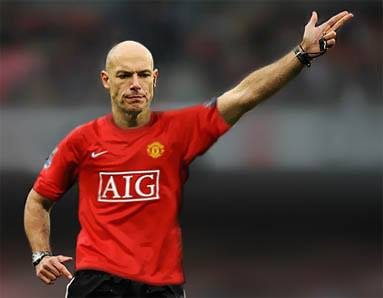 Ryan Babel became the first ever professional footballer to be fined for a tweet.

The Dutchman was fined £10,000 for posting this picture of Howard Webb following a 1-0 loss to Man United.