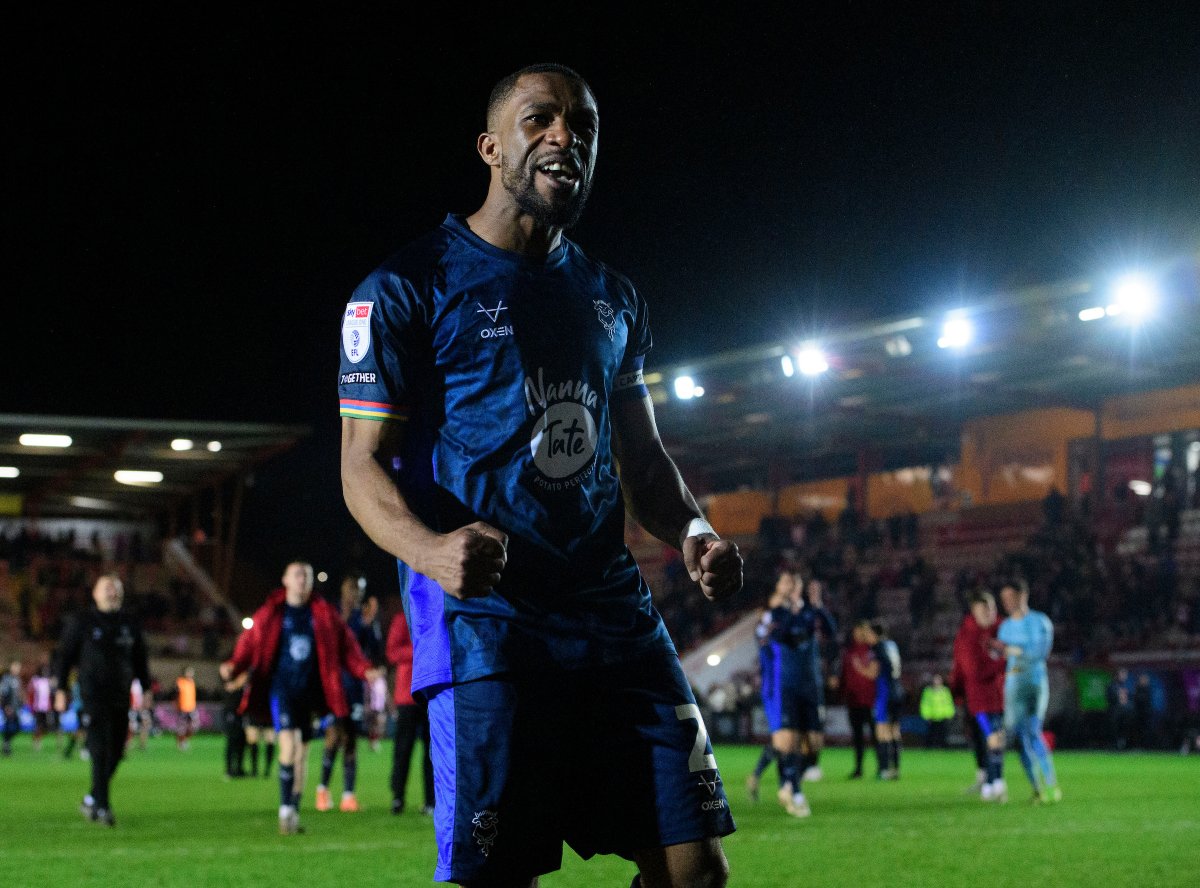 Lincoln City FC 🇺🇦 tweet media