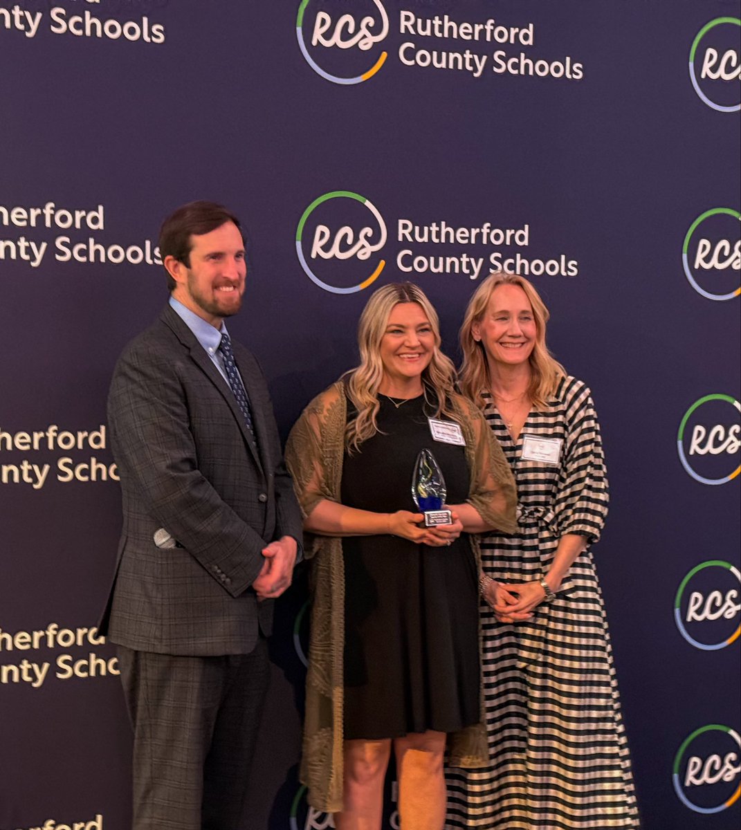 TFAA_Rams's tweet image. So proud of Mrs. Murdock.. TFAA teacher of the year! She is #theHeARTofExcellence @DrMarkJGonyea @mrsjgehrke