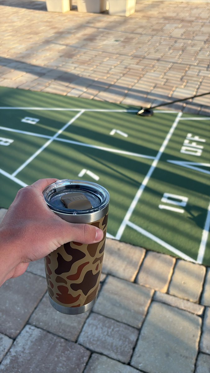 ScotchWhitey's tweet photo. Give the old head sports some love. Little shuffleboard on spreak https://t.co/AjEDUSstJh
