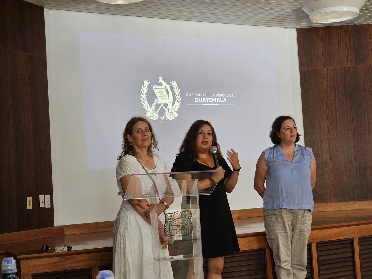 Expertas en restauración y conservación <a href="/INAHmx/">INAH</a>🇲🇽 comparten sus conocimientos con personal Parque Nacional Tikal🇬🇹, <a href="/uvggt/">Universidad del Valle de Guatemala</a> y <a href="/USAC_oficial/">Universidad de San Carlos de Guatemala</a> con apoyo <a href="/jica_direct/">JICA 国際協力機構</a>🇯🇵.
México está comprometido con cooperación técnica en esta región #MundoMaya <a href="/AMEXCID/">AMEXCID</a> #CooperaciónTriangular <a href="/SRE_mx/">Relaciones Exteriores</a>