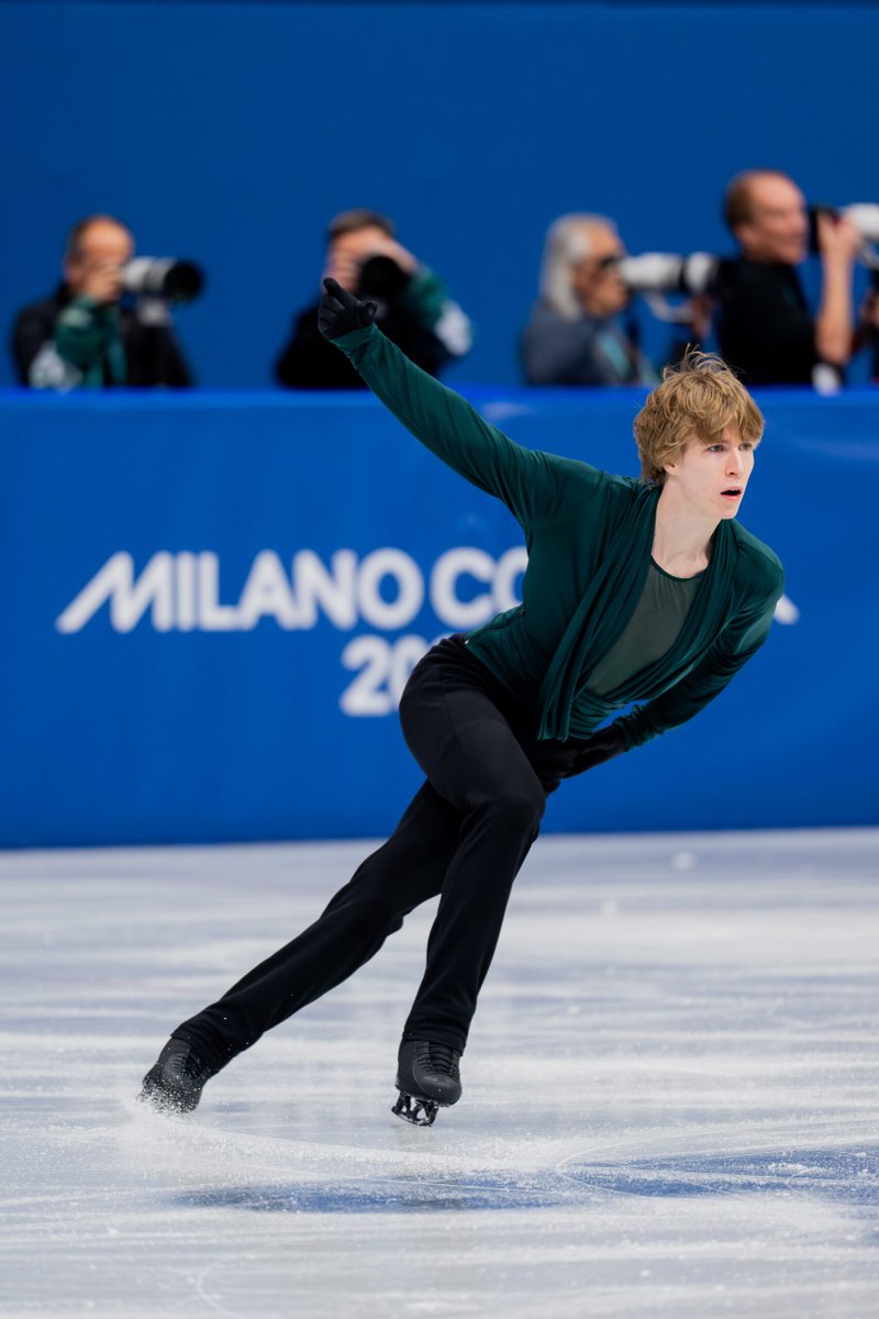 Stephen Gogolev fan blog #WorldFigure tweet media