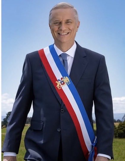 cgabriel01's tweet photo. Que La Paz, la sabiduría y la templanza , sean las principales herramientas de trabajo @joseantoniokast .
Mi buen Dios bendiga este gobierno #Chile #KastChileEstáContigo https://t.co/DC28N4GBz6