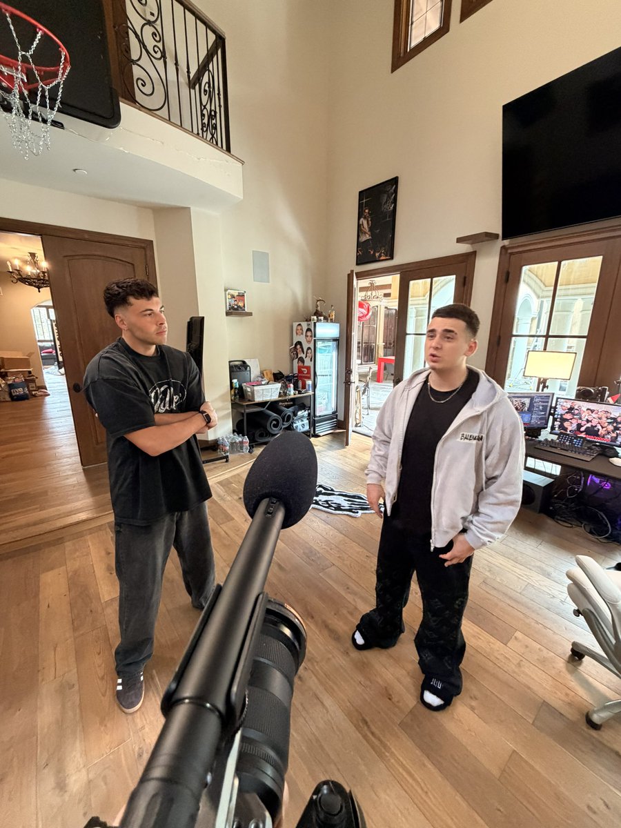 Austin Georgas tweet media