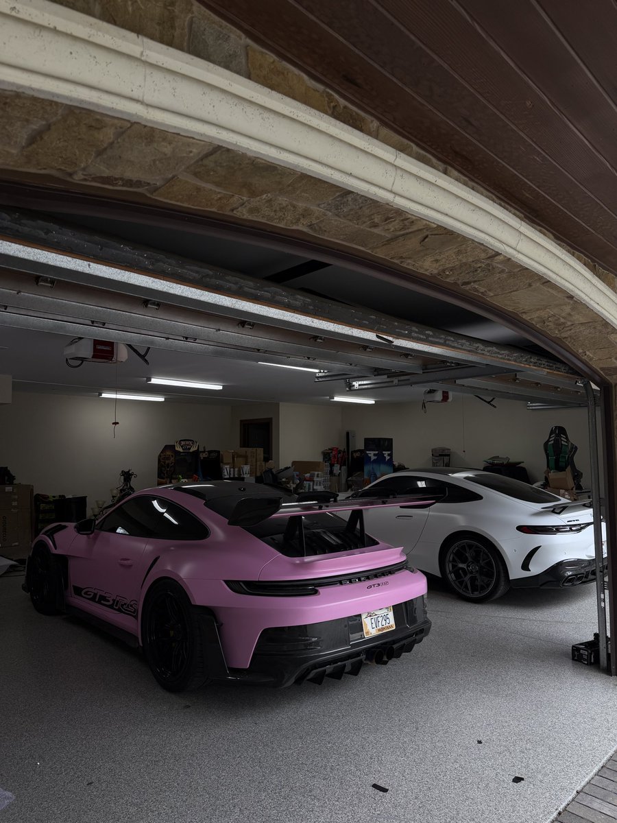 Austin Georgas tweet media