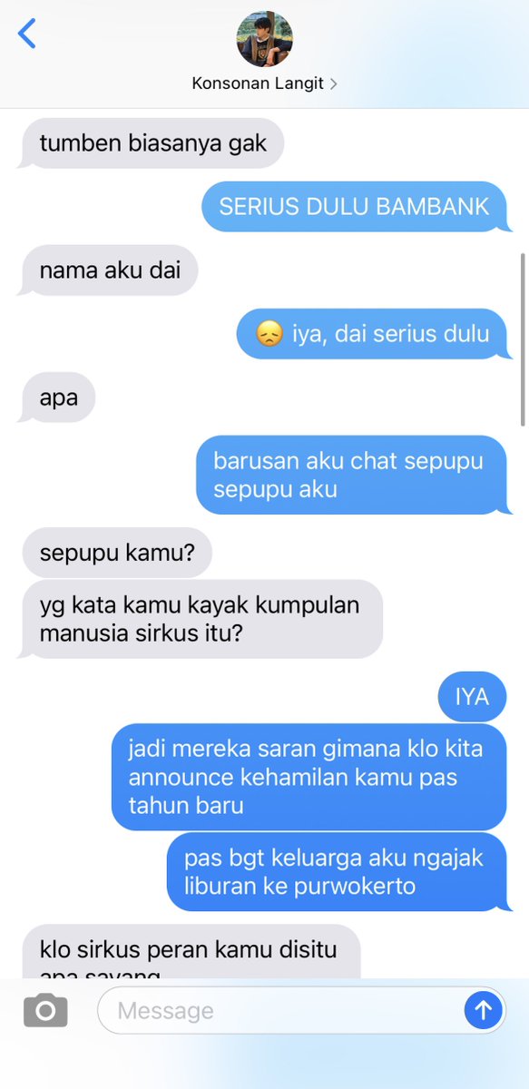 celestrivya's tweet photo. sepupu seperti sirkus https://t.co/bwcSvmBFGa