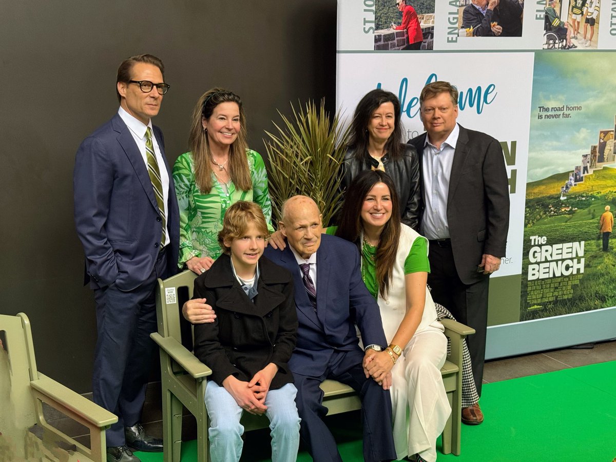 Dave Schnider tweet media