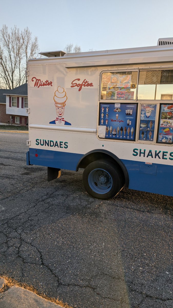 Don't have to run when #mistersoftee delivers. Our same driver from ogletown paid a visit to my neighborhood.