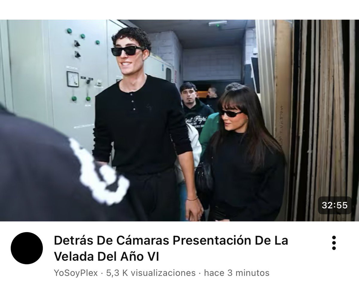 PORTADA DE MILLONES EN EL VIDEO DE PLEX