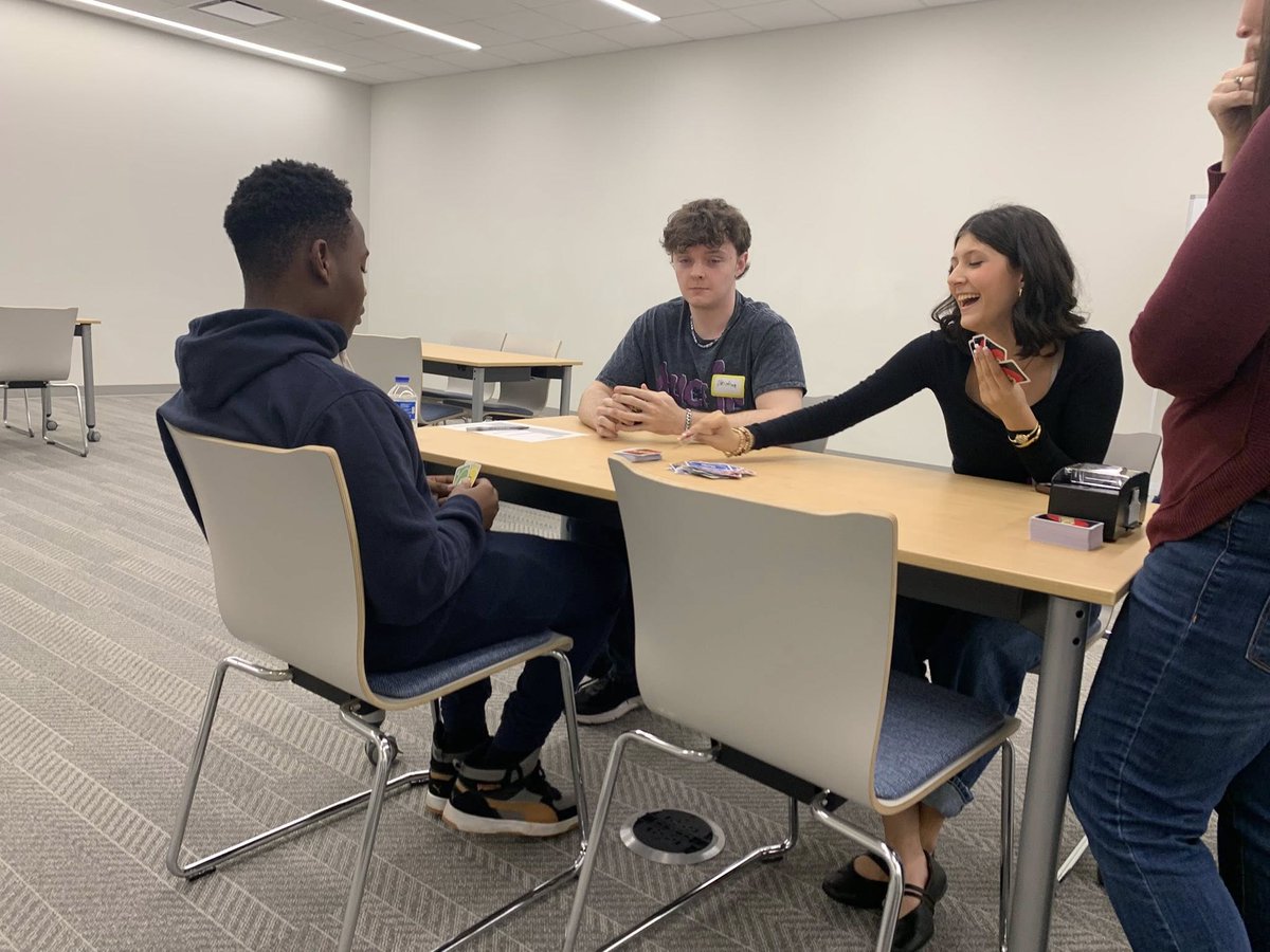 Ennis Public Library tweet media