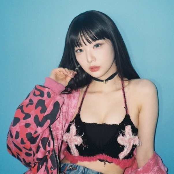 yeojin pics LV1 tweet media