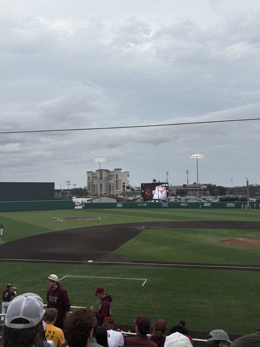 catsupafan's tweet photo. Bad day to be a longhorn https://t.co/KK6QeqVnYS