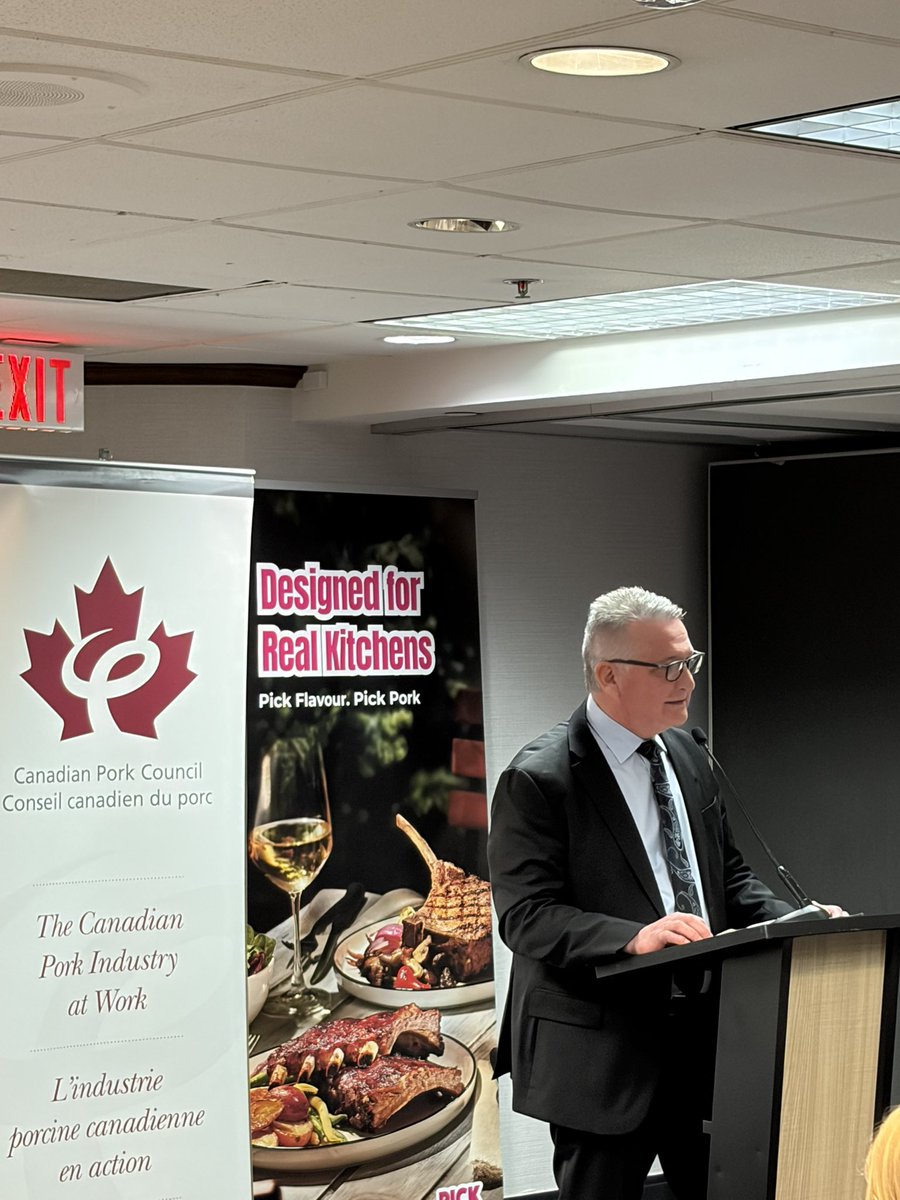 Kyle Larkin tweet media