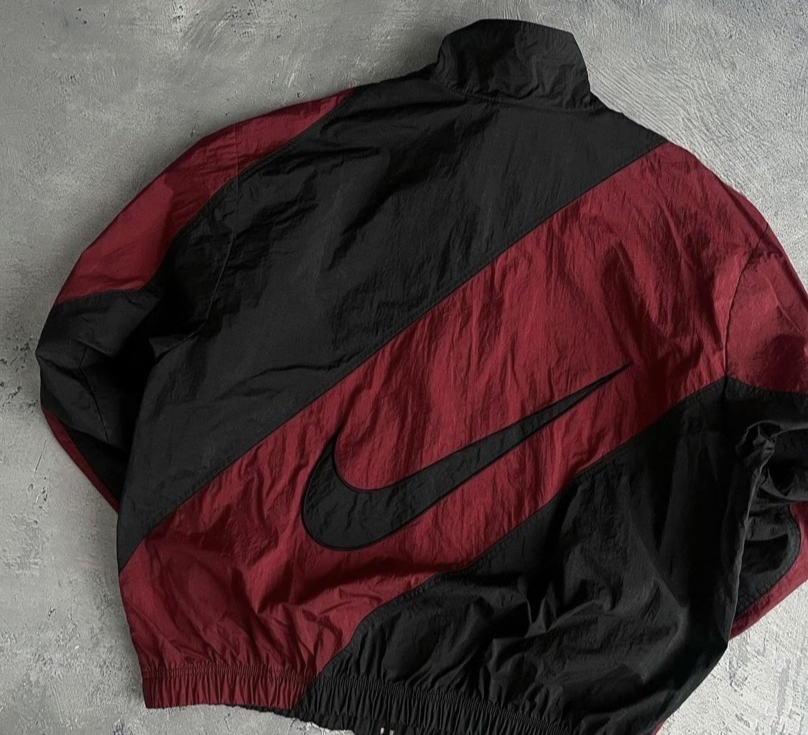 Delulukickz's tweet photo. Vintage Nike🥊 https://t.co/gY0Fw93fra