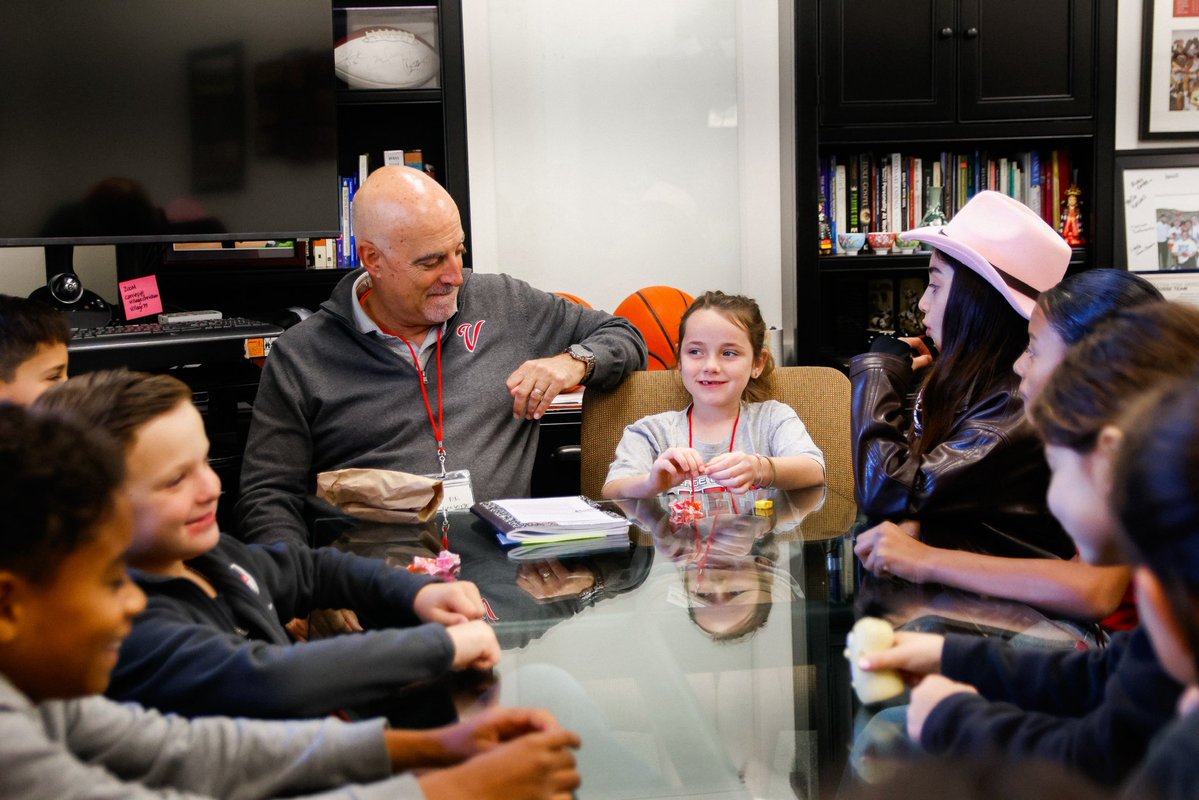 Village Christian School tweet media