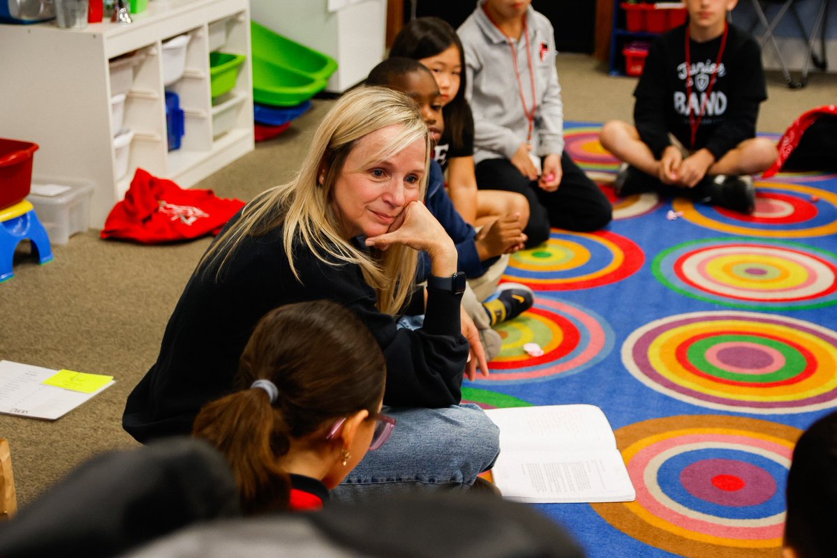 Village Christian School tweet media