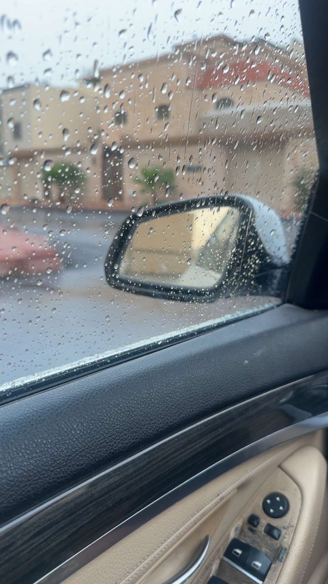 HsanS96's tweet photo. الـــيوم⛈️☔️ https://t.co/hWQLIQG6Y1