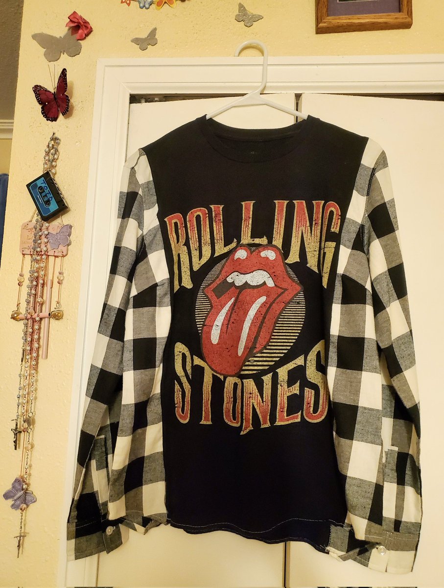 🦋Elayne tweet media