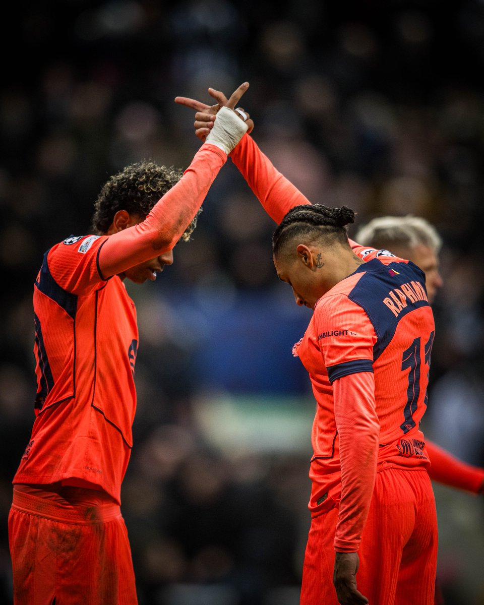 FCBarcelona's tweet photo. Together, we’ll make it to the quarterfinals https://t.co/dvXGqyocVE