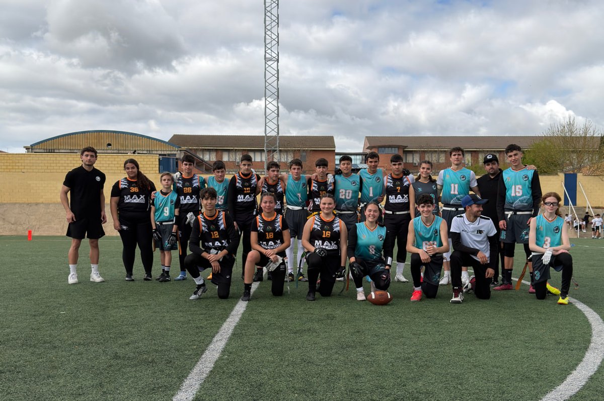 Vva Black Storks tweet media