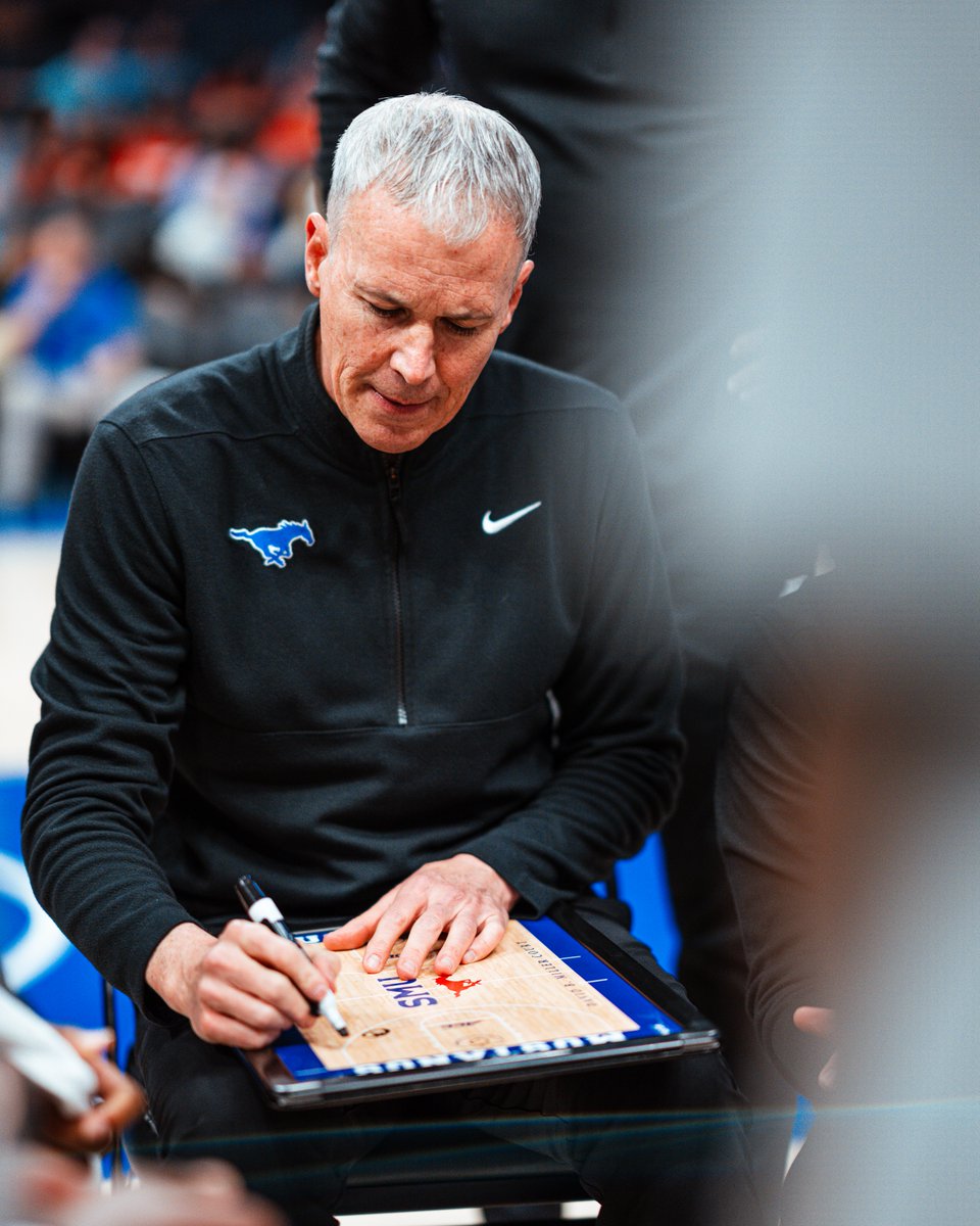 SMU Basketball tweet media