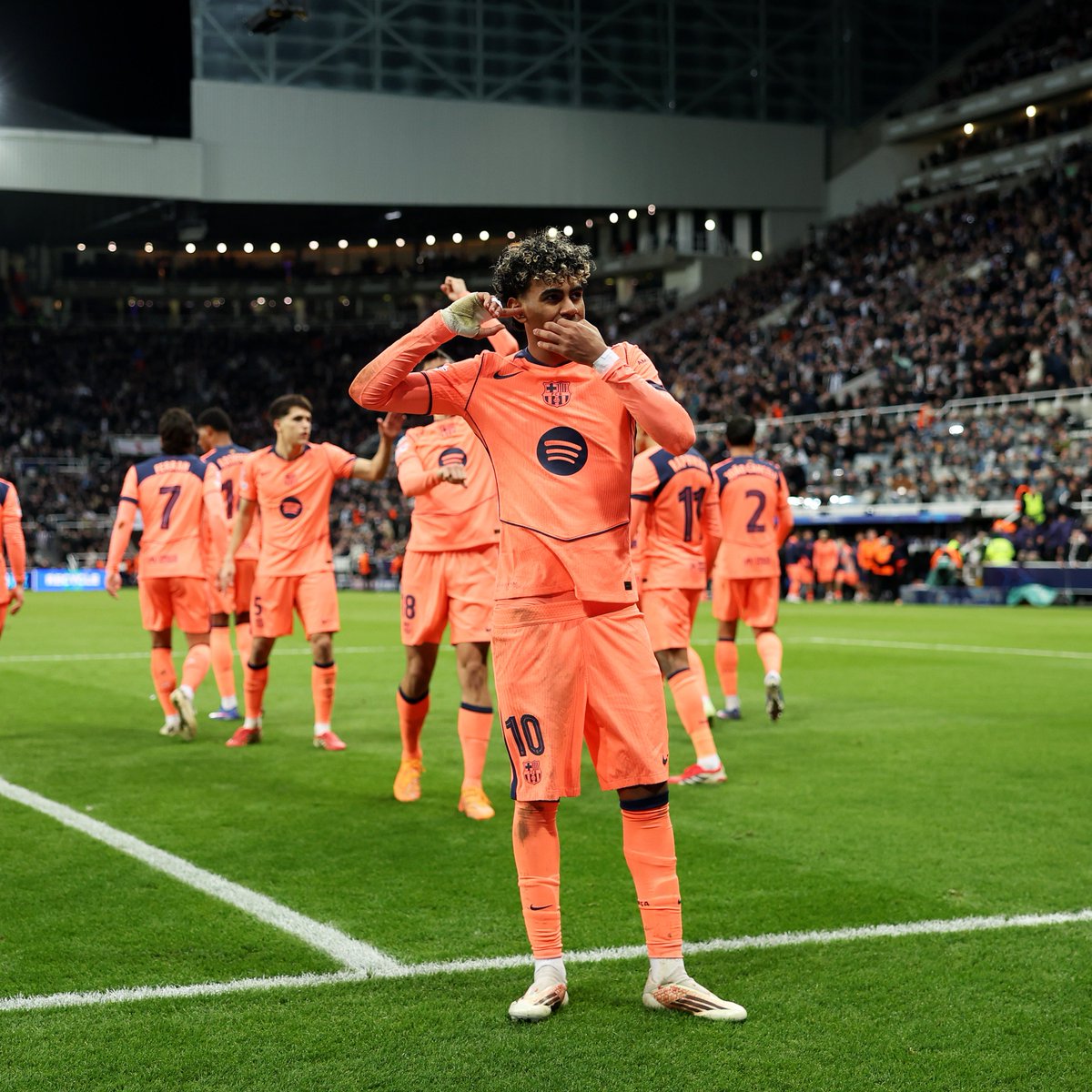 FC Barcelona tweet media