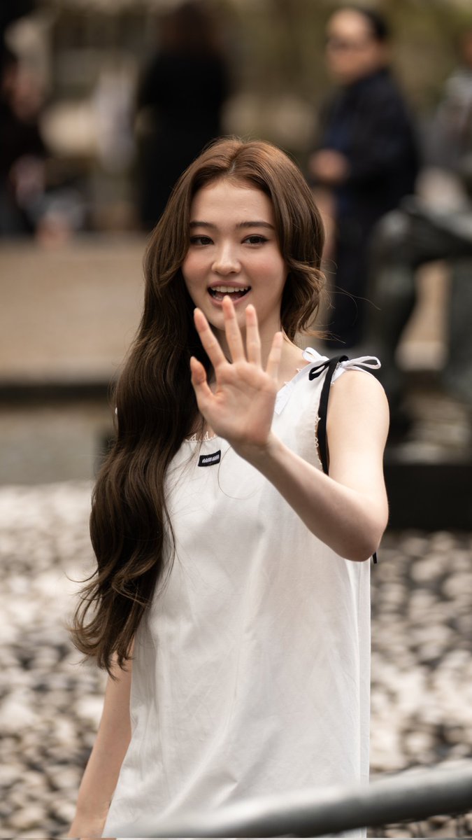 M_DD5_'s tweet photo. ELLA AT MIUMIU FW26
#ELLAxMiuMiuFW26 
#ELLAxMiuMiu #ELLA
@MIUMIUofficial 
©️DIAS DA SILVA Marilyne https://t.co/glKtbCC6Hr