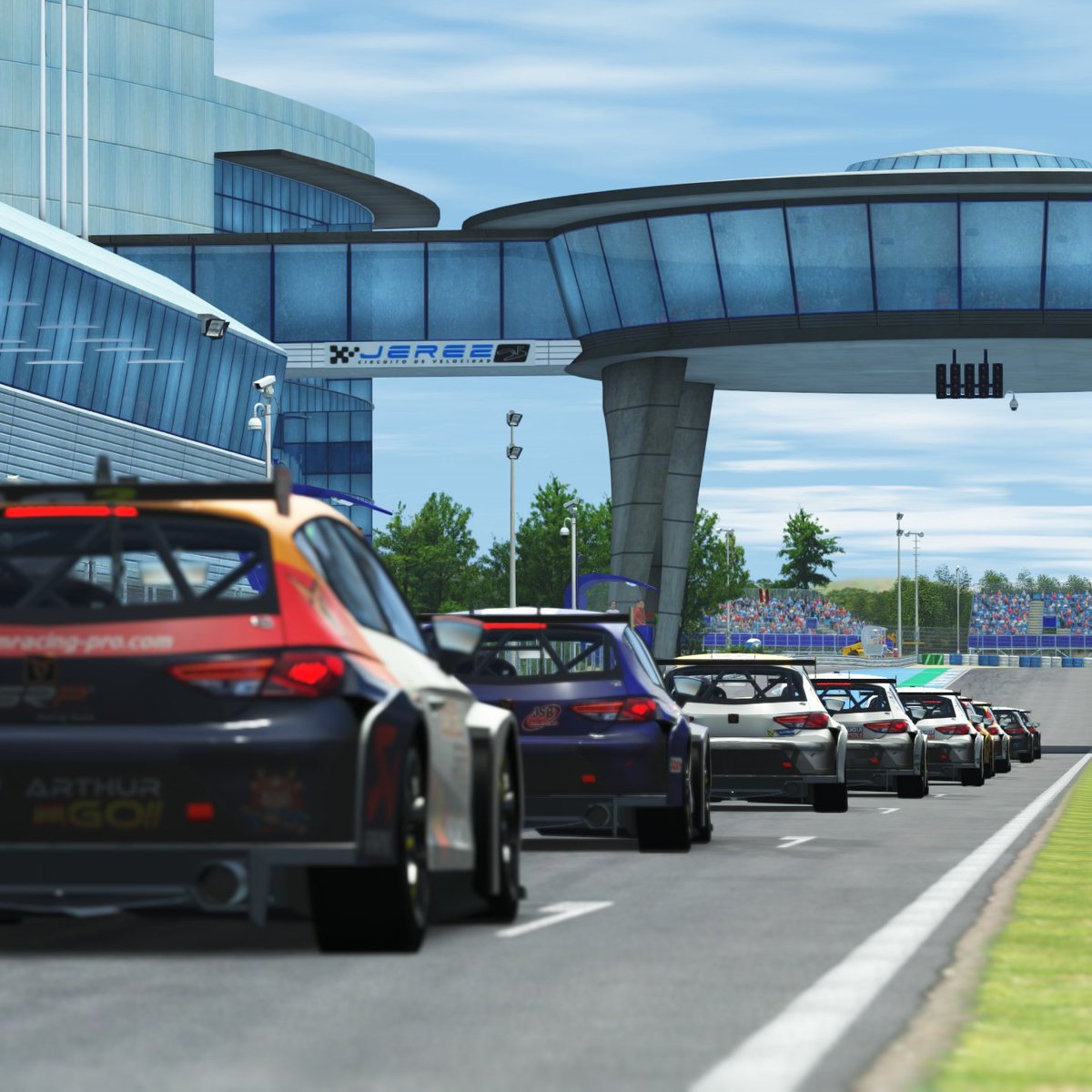 SoloSimRacing tweet media