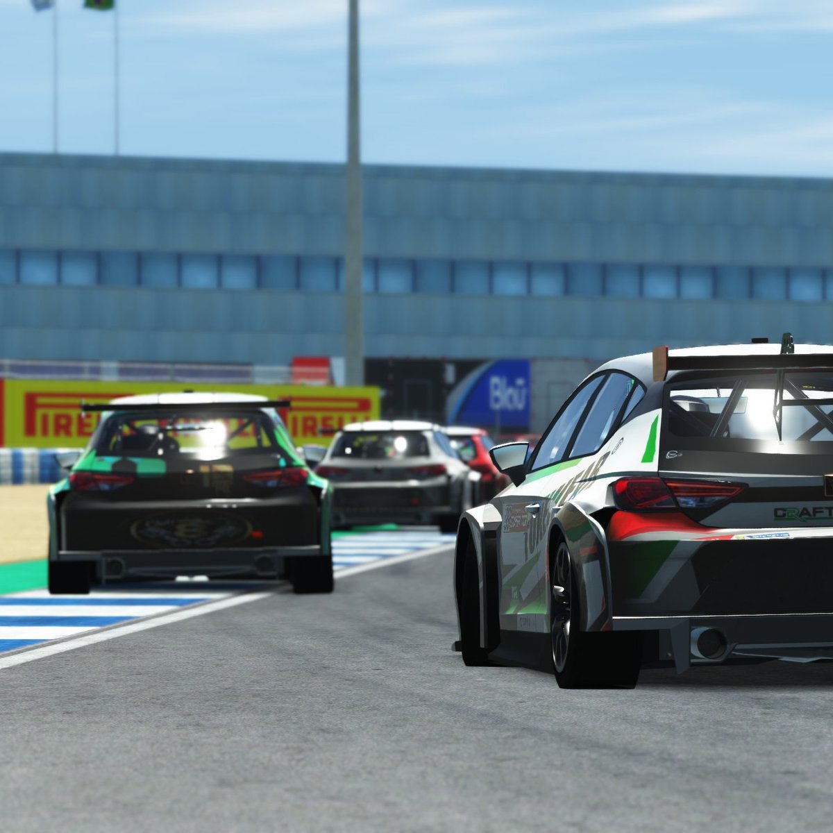 SoloSimRacing tweet media