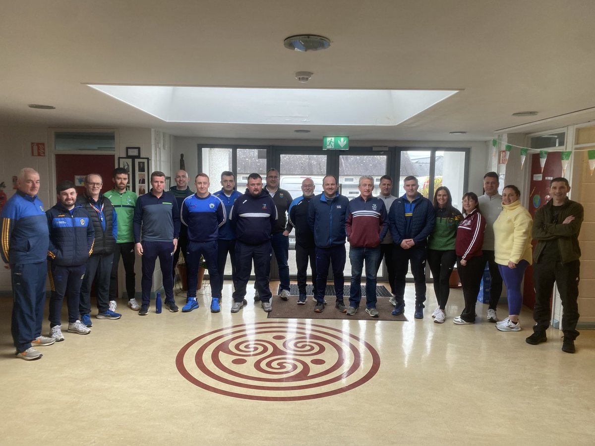 RosCoachingGAA's tweet photo. Congratulations to our latest group of Award 1 coaches who completed the final day of the course on Saturday! 

Many thanks to everyone for their input over the 5 sittings 👏👏

💛💙💛💙 #rosgaa https://t.co/ksDWZ3vaBJ