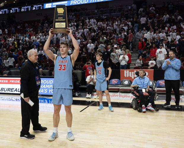 DBQ Senior Activities and Athletics tweet media