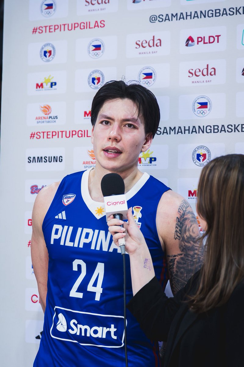isthatlem's tweet photo. In the Philippines we call him "Saint Dwight" 📸

@dram0s_ @levangakousiki @B_LEAGUE 

#FIBAWC
#レバンガ北海道
#ドワイト・ラモス
#Bリーグ https://t.co/0KIsFg7NpJ